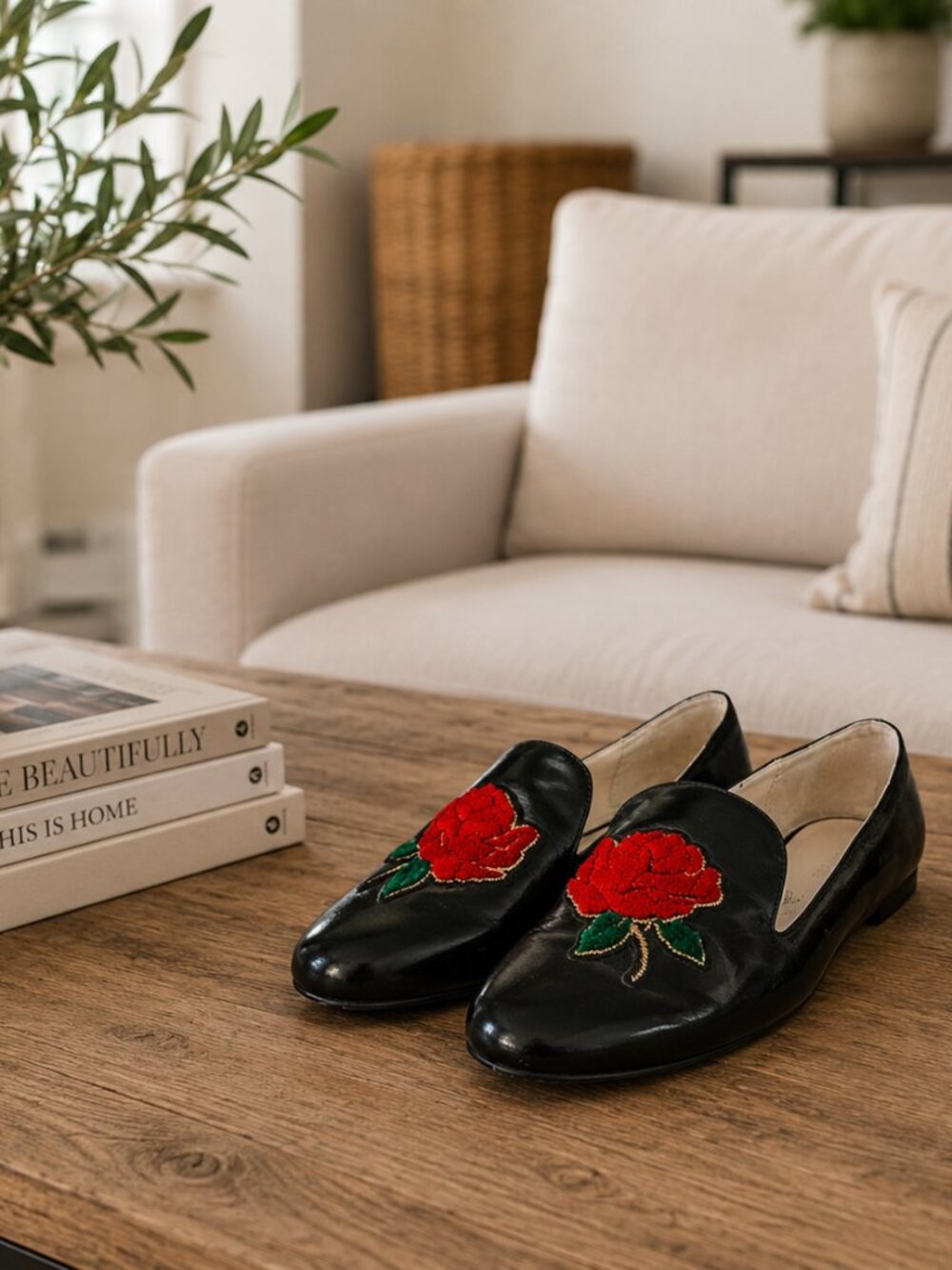 Zara Size 37 Black Lacquer slip on loafers red rose embroidery